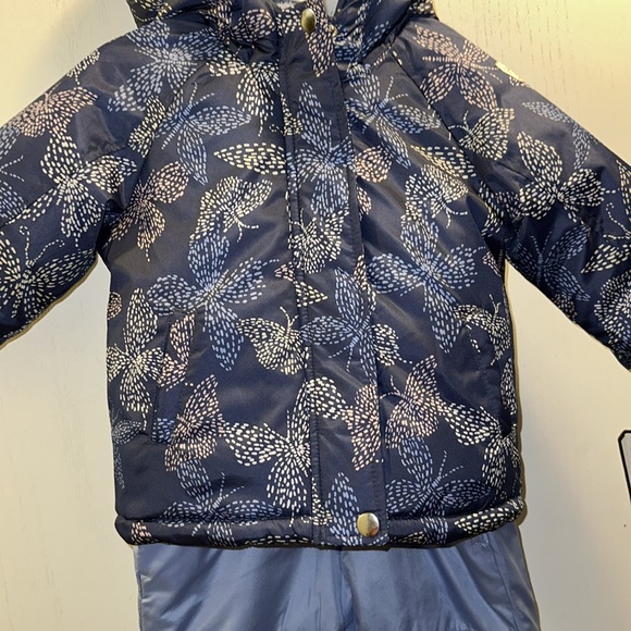 Oshkosh snow set Toddler 18M Purple W/butterflies on Parka Light Purple pants - Picture 6 of 14